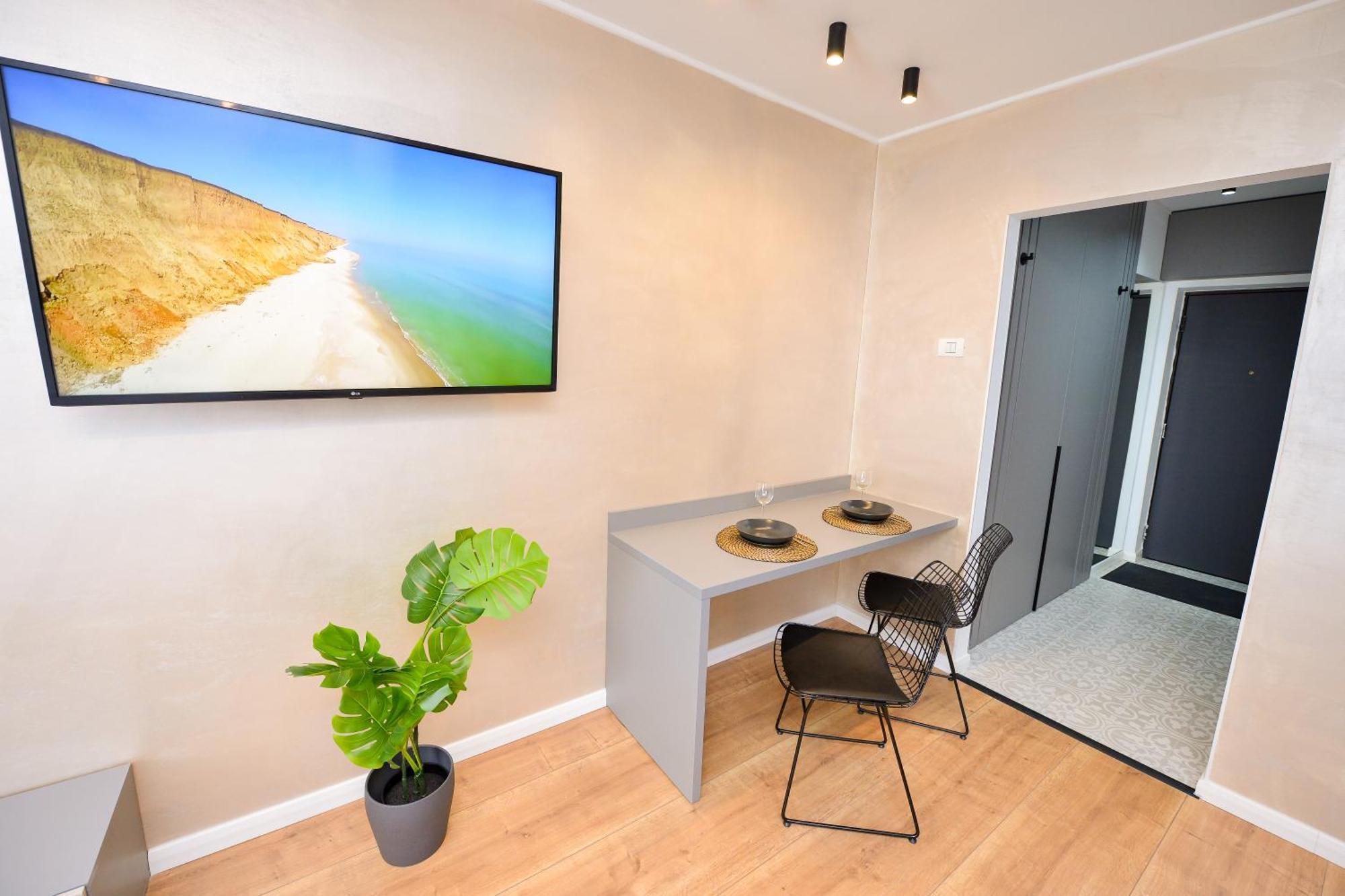 Tower By Grand Accommodation Bucharest Room photo